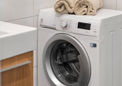 Enche a máquina de lavar roupa até ao topo, mas está a cometer este erro sem saber