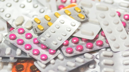 Farmácias versus supermercados: Medicamentos chegam a custar mais 173%